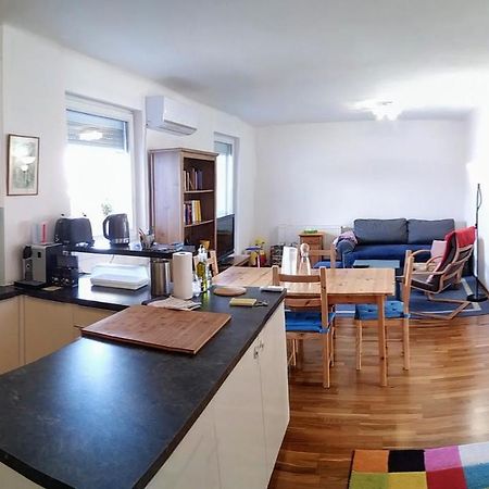 Family-Friendly Flat With Balcony Apartamento Viena Exterior foto